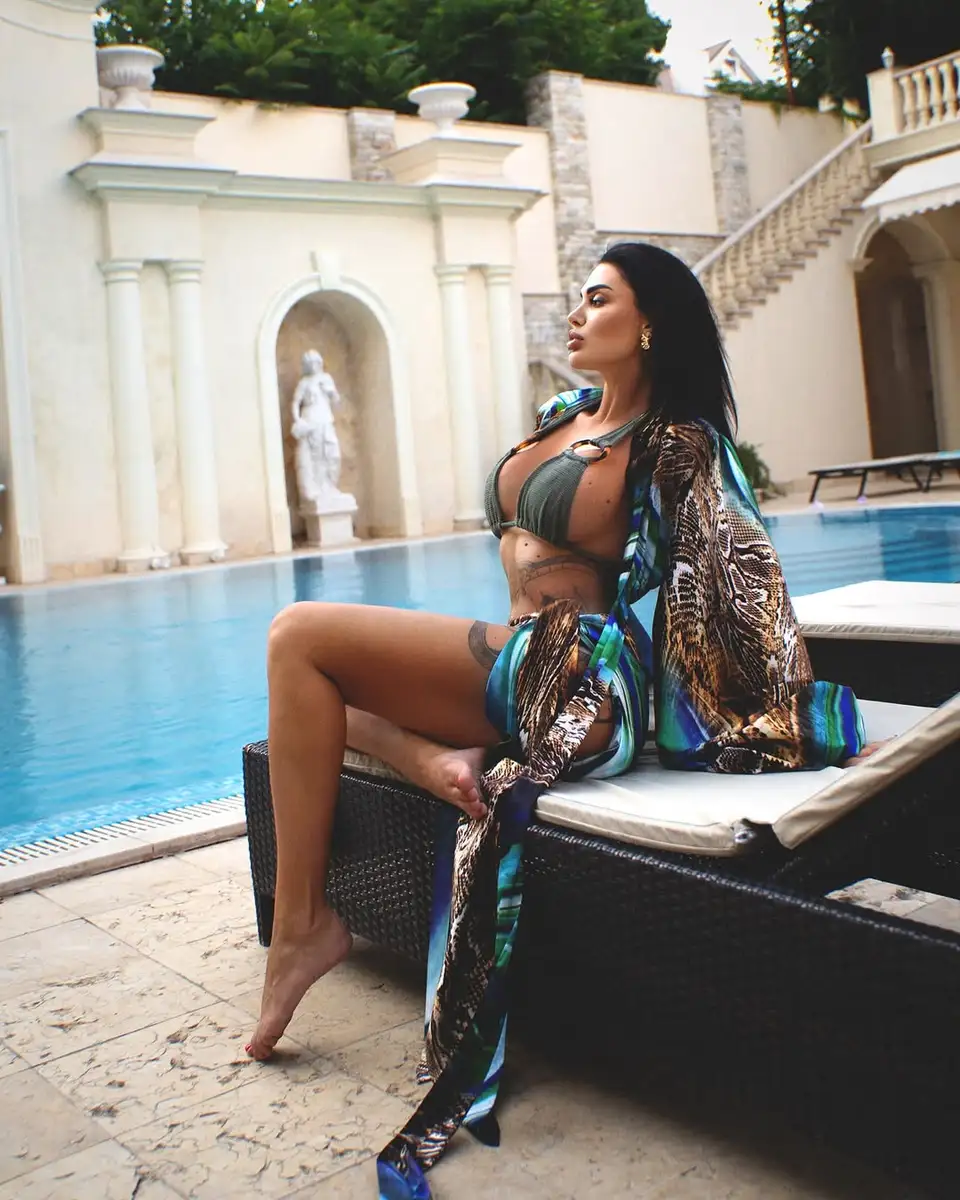 Eloya escort in Dubai