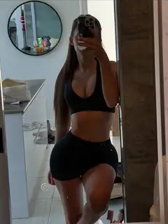 Sofia escort in Dubai